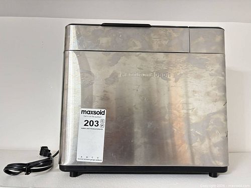 Lot #203 (1 of 6)