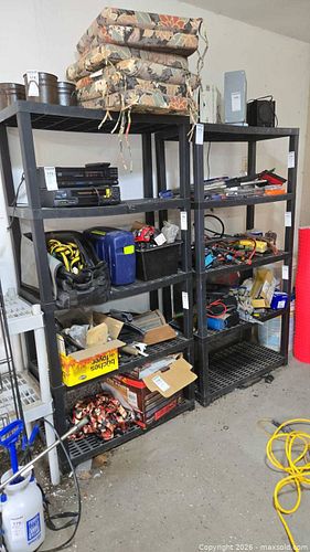 Plastic Resin 4-Shelf Storage Units  C (1 of 7)
