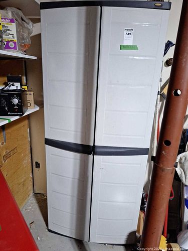 Storage Cabinet C (1 of 12)