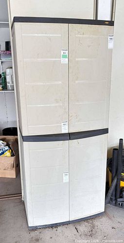 Tall Plastic Outdoor/Garage Storage Cabinet C (1 of 13)