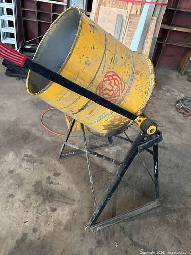 Lot #173 (1 of 5)
