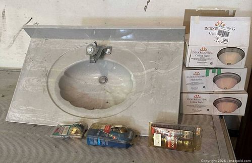 Lot: Vanity Sink, 3+ Ceiling Lights & 3 Door Knobs/Dead Bolts (1 of 11)