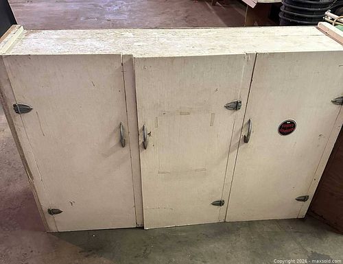 White Plywood Cabinet with 3 Doors, Yellow Interior (1 of 4)