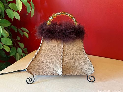 Boutique Purse Feather Accent Lamp (1 of 18)