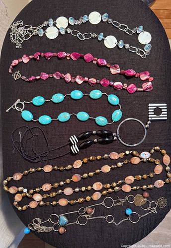 Lot #25 (1 of 4)