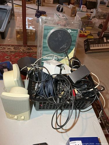Cables And Speakers A (1 of 14)