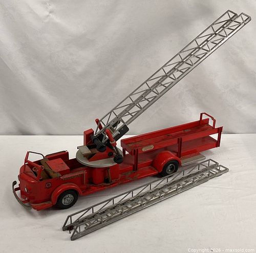 Lot #914 (1 of 13)