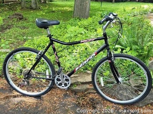 Haro Vector 7 Speed Mountain Bike with Dual SIS (Shimano Index System) (1 of 19)