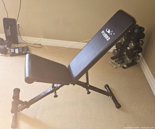FLYBIRD Adjustable Workout Bench (1 of 4)
