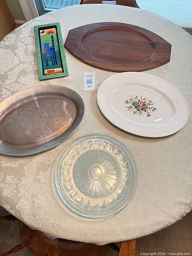 Lot #37 (1 of 27)
