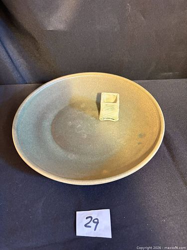 Lot #29 (1 of 9)