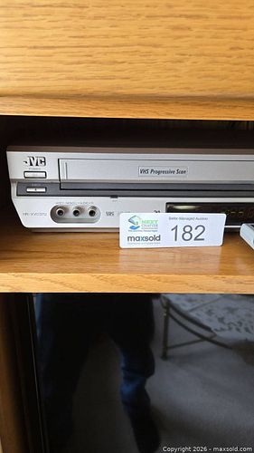 Vcr/dvd Combo (1 of 5)