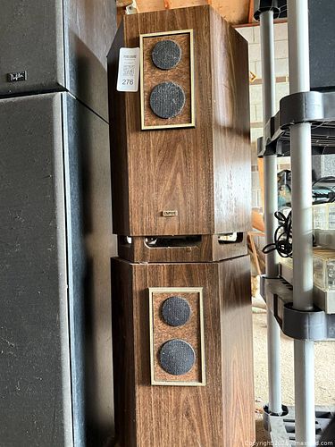 2 Pairs of Speakers (1 of 11)
