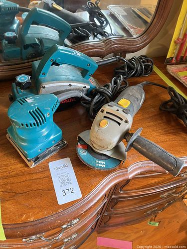 Lot #372 (1 of 18)