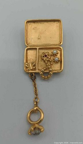 Jewellery Purse Brooch With Dangling Ring (1 of 5)