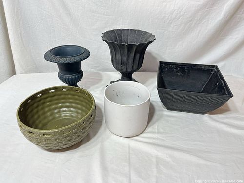 Lot #50 (1 of 7)