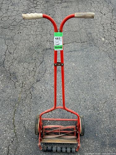 Lot #683 (1 of 8)