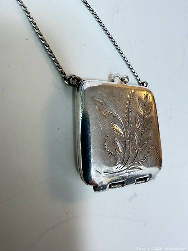 Lot #773 (1 of 7)