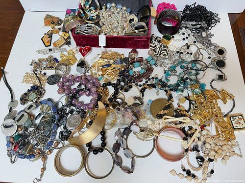 Jewelry Lot  (1 of 20)