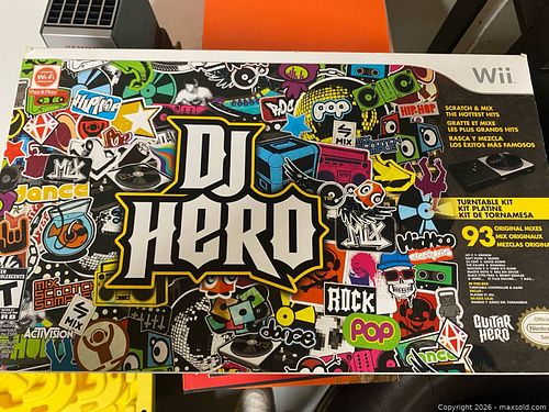 Nintendo Wii DJ Hero Game With Turntable Controller (1 of 3)
