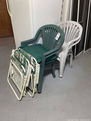 Patio Chairs B  (1 of 13)