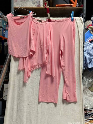 3 piece leisure wear  (1 of 4)