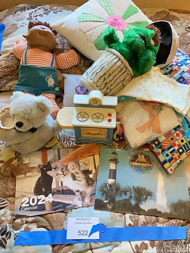 Lot #522 (1 of 10)