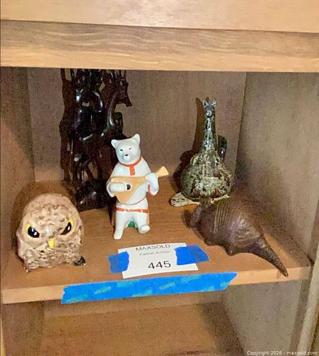 Lot #445 (1 of 6)