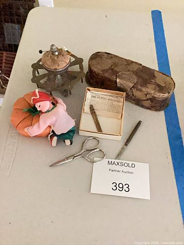 Lot #393 (1 of 5)