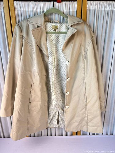 Lot #294 (1 of 9)