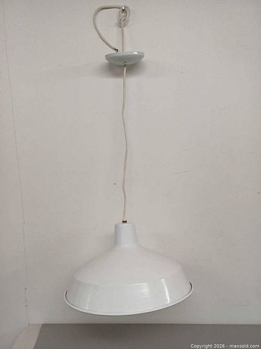 Lot #253 (1 of 4)