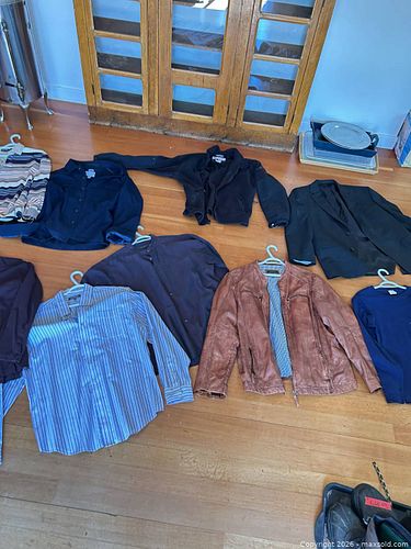 Men's Clothing Lot: Jackets, Shirts & Sweater - Large (1 of 18)