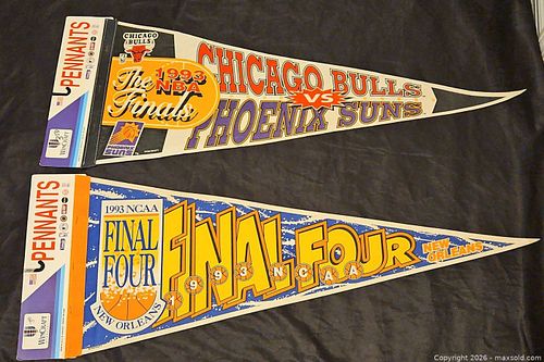 Pair Of Vintage WinCraft Pennants (1 of 4)