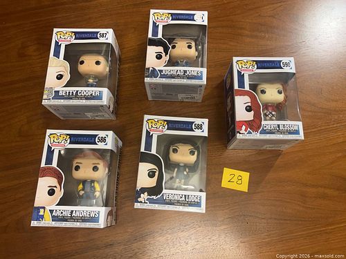 Lot #28 (1 of 9)