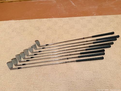 Golfers! Vintage Power Bilt Commander Right Hand Iron Set, 3-9 & P (8 Irons) (1 of 8)