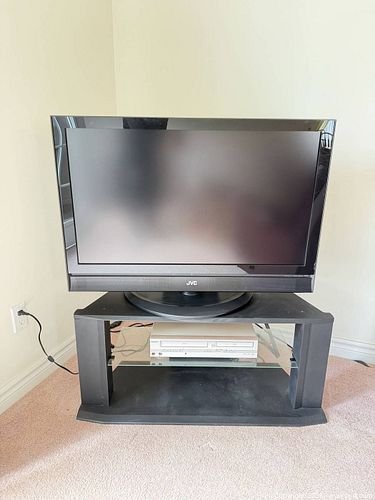 JVC LT-40X887 40-inch LCD Flat Screen TV (1 of 12)