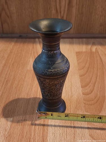 Lot #47 (1 of 17)