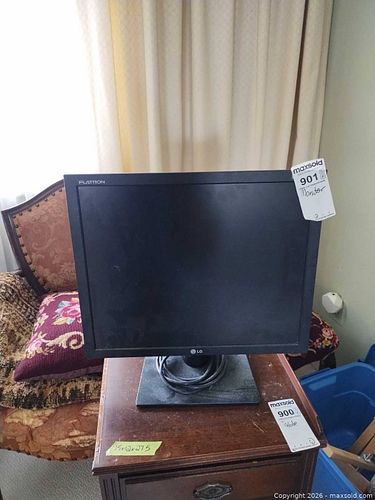 LG 19" Flatron L1919S/L1919SQ Computer Monitor B (1 of 7)