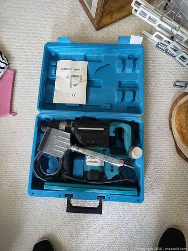 Rotary Hammer Drill B (1 of 8)
