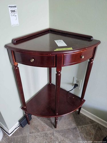 Traditional Mahogany Cherry Corner Table A (1 of 7)