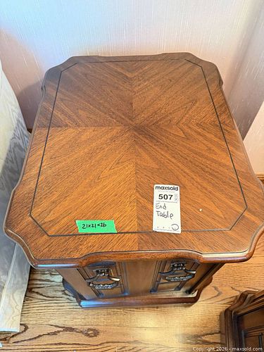 Sebastian De Lorenzis Medium Brown Wood End Table with Cabinet D (1 of 7)