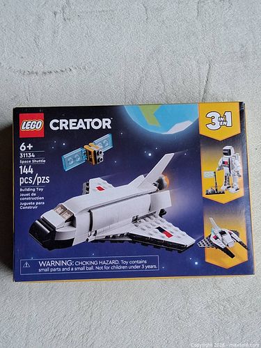 Lot #121 (1 of 9)