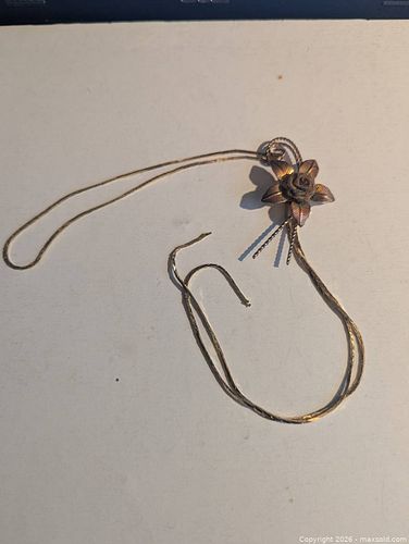 Vintage Gold Tone Lariat Style Slide Necklace - 3D Mesh Rose Flower Pendant (1 of 3)