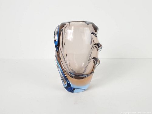 Lot #699 (1 of 10)