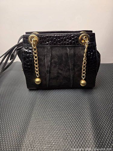 Lot #25 (1 of 20)