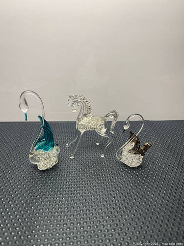 Lot #79 (1 of 18)