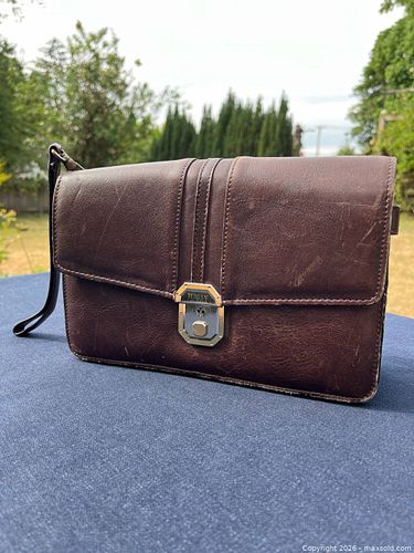 Lot #77 (1 of 11)