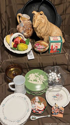 Vintage Mixed Home Decor: Figurines, kitchenware, Glass, Wedgwood (1 of 11)