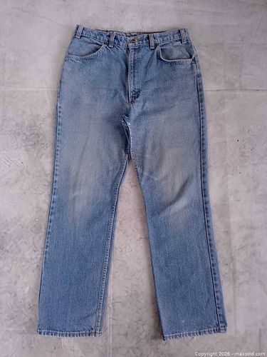Lot #30 (1 of 12)