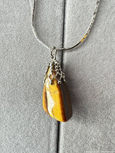 Lot #32 (1 of 5)